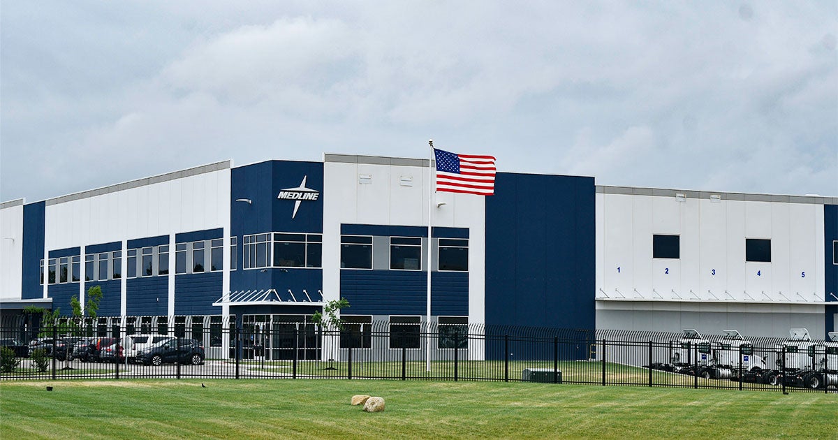 Healthcare, community partners celebrate West Jefferson distribution